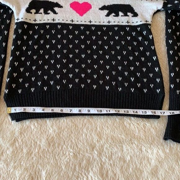 SO Black and white sweater size XL - Picture 15 of 16